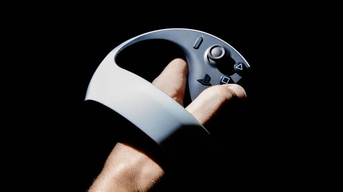 Sony PSVR 2 Kontrol Cihazları